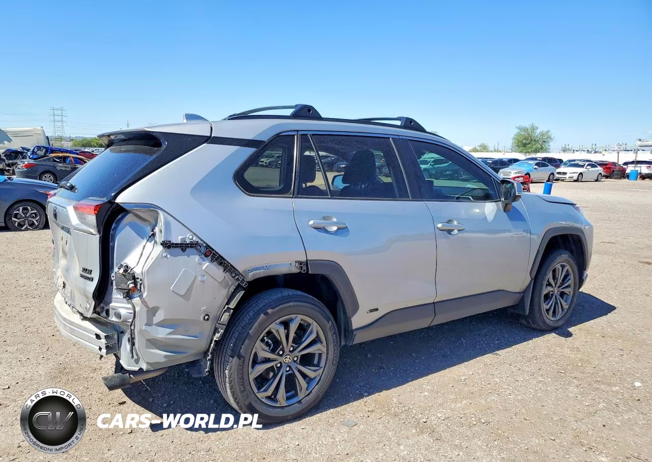 2024 Toyota Rav4 VIN:2T3B6RFV4RW078448 - 3