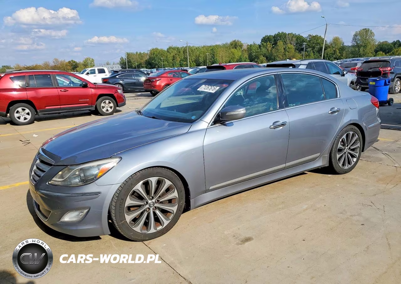 2013 Hyundai Genesis 5.0L – zdjęcie 1 z 12