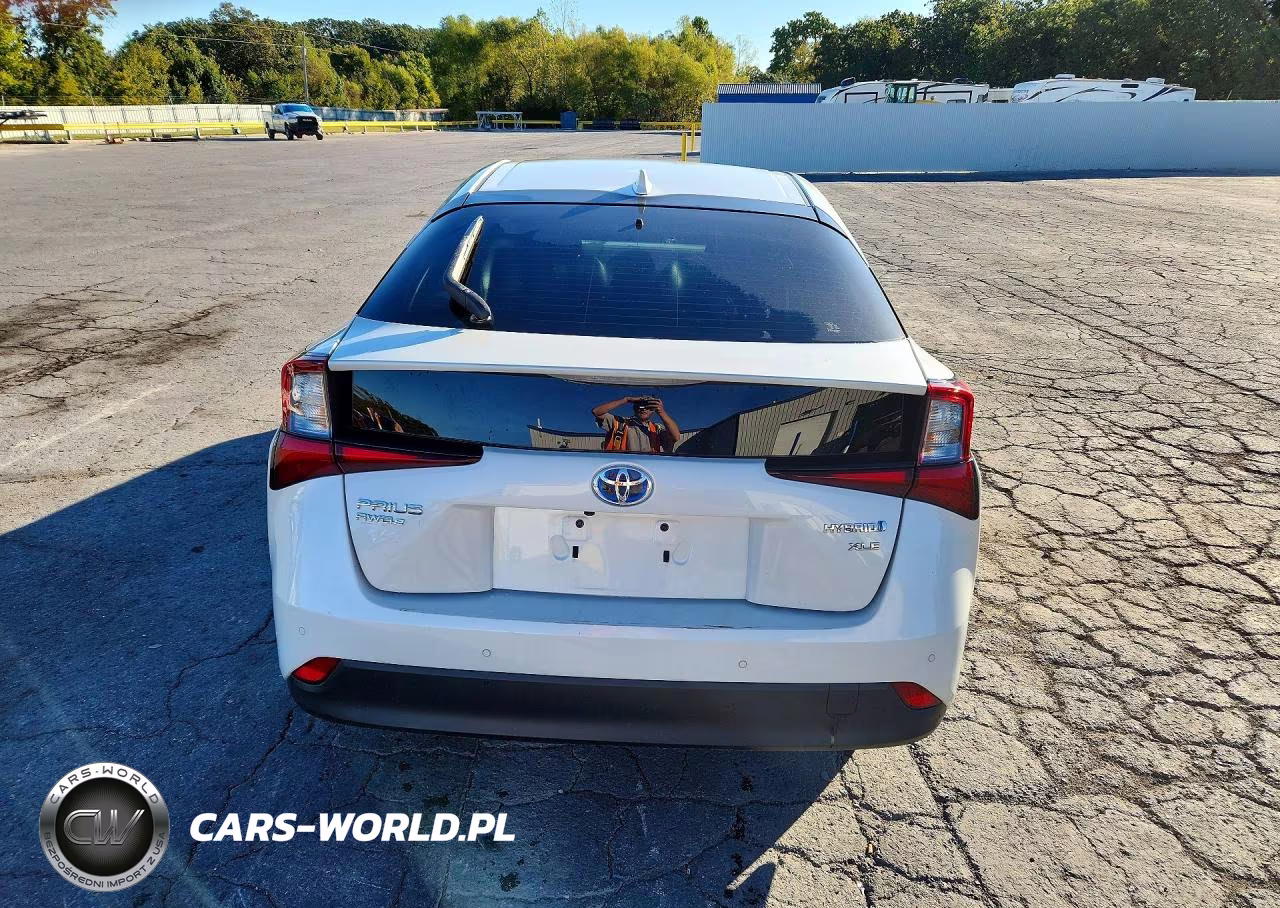 2019 Toyota Prius Xle Awd-E VIN:JTDL9RFU4K3011540 - 6