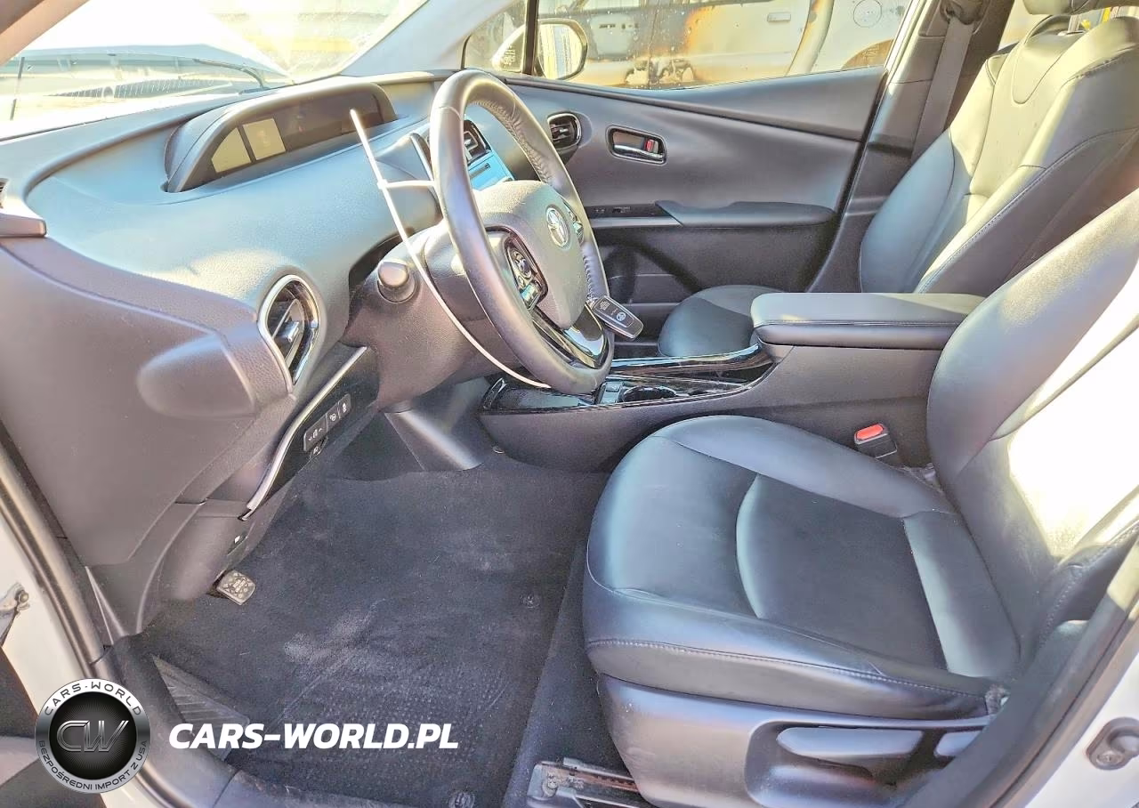 2019 Toyota Prius Xle Awd-E VIN:JTDL9RFU4K3011540 - 7