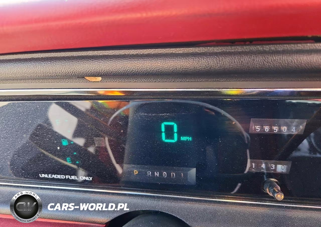 1983 Ford Thunderbird VIN:1FABP46F6DH130210 - 9