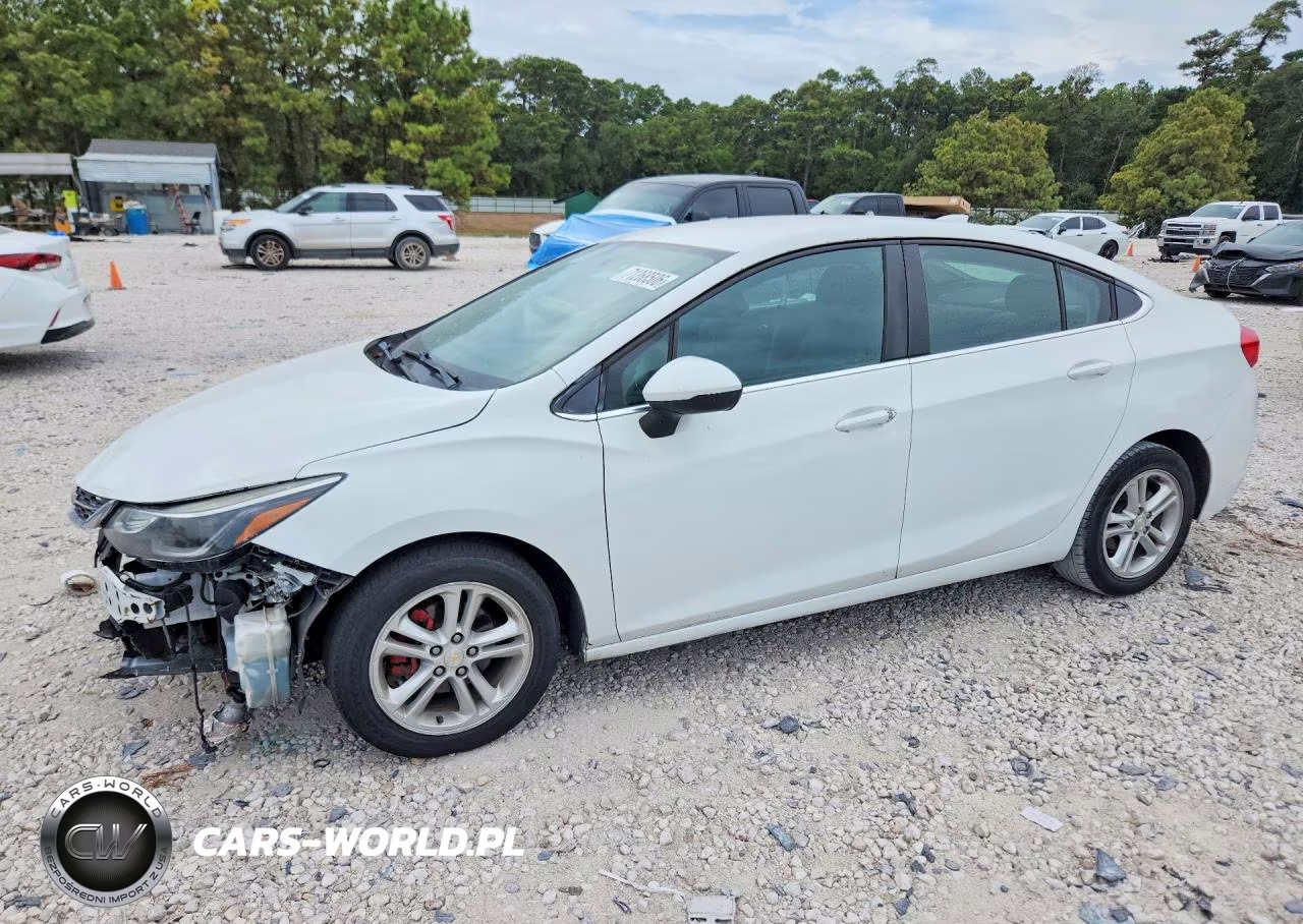 2018 Chevrolet Cruze Lt VIN:1G1BE5SMXJ7116119 - 1