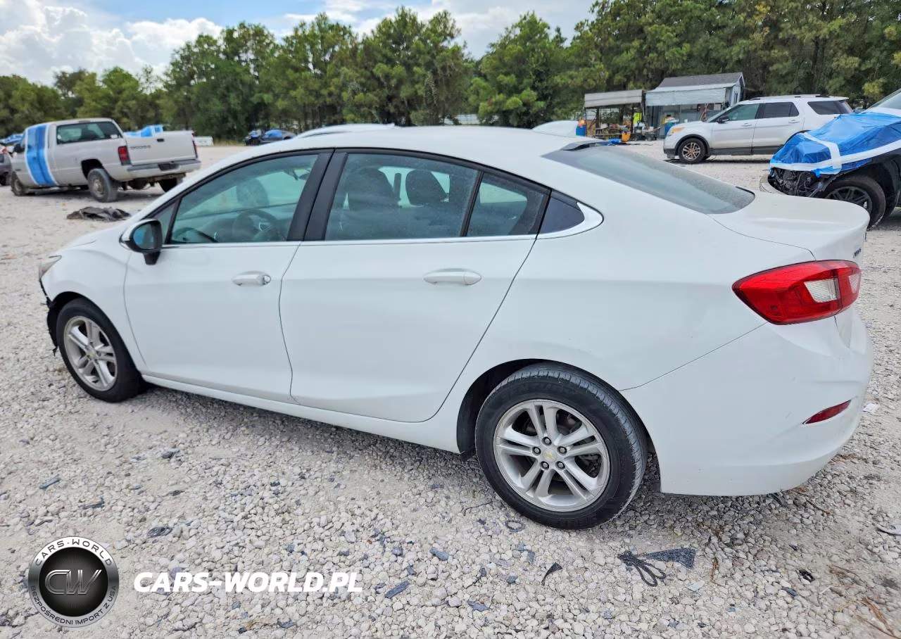 2018 Chevrolet Cruze Lt VIN:1G1BE5SMXJ7116119 - 2