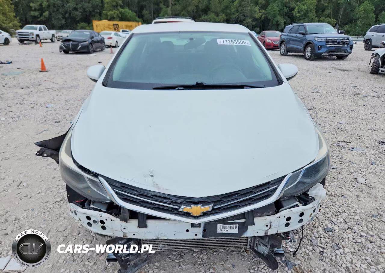 2018 Chevrolet Cruze Lt VIN:1G1BE5SMXJ7116119 - 5