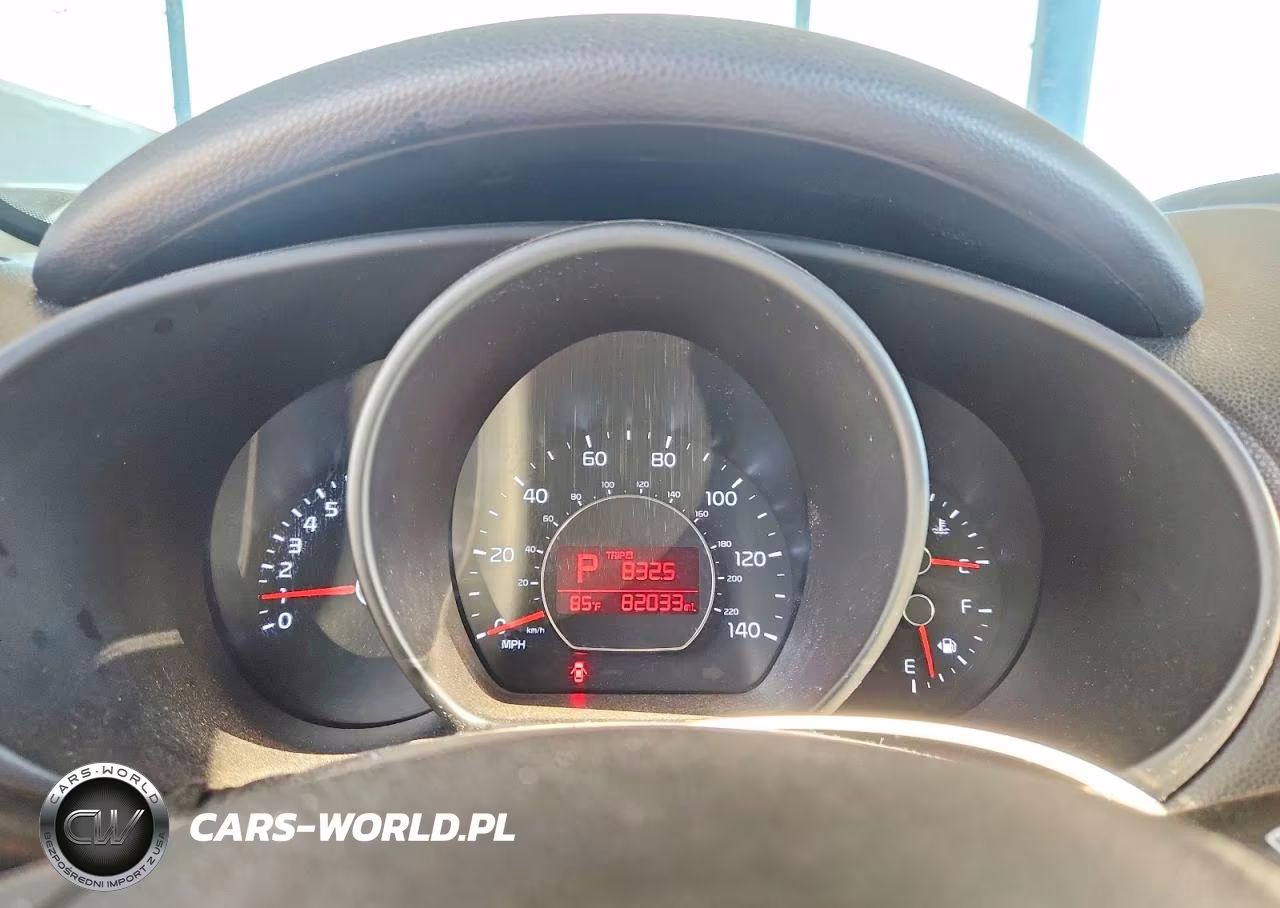 2016 Kia Soul + VIN:KNDJP3A54G7866460 - 8