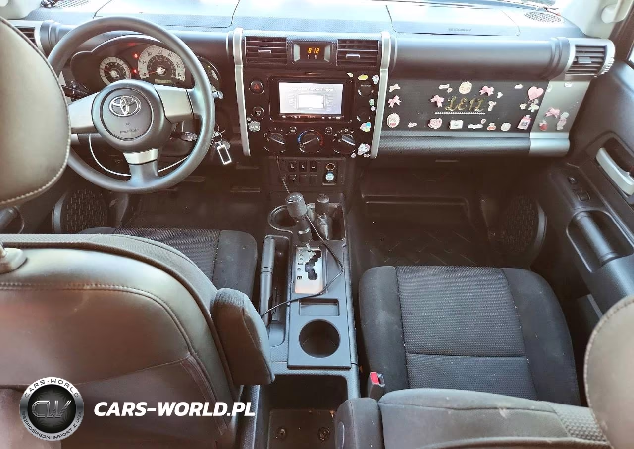 2007 Toyota Fj Cruiser Base VIN:JTEBU11F470082360 - 8