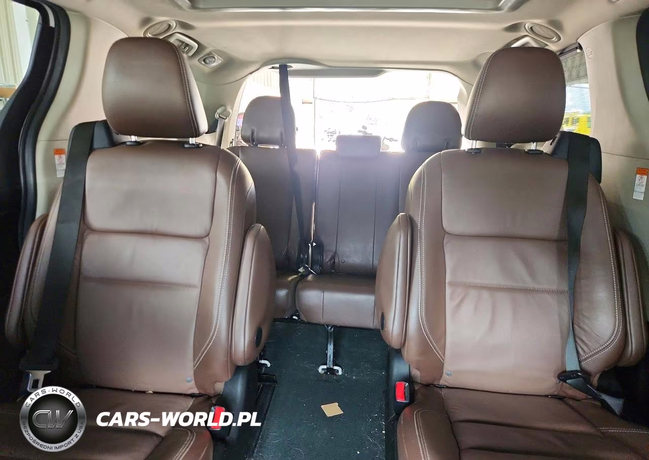 2017 Toyota Sienna Limited Premium 7-Passenger VIN:5TDYZ3DC3HS774704 - 10