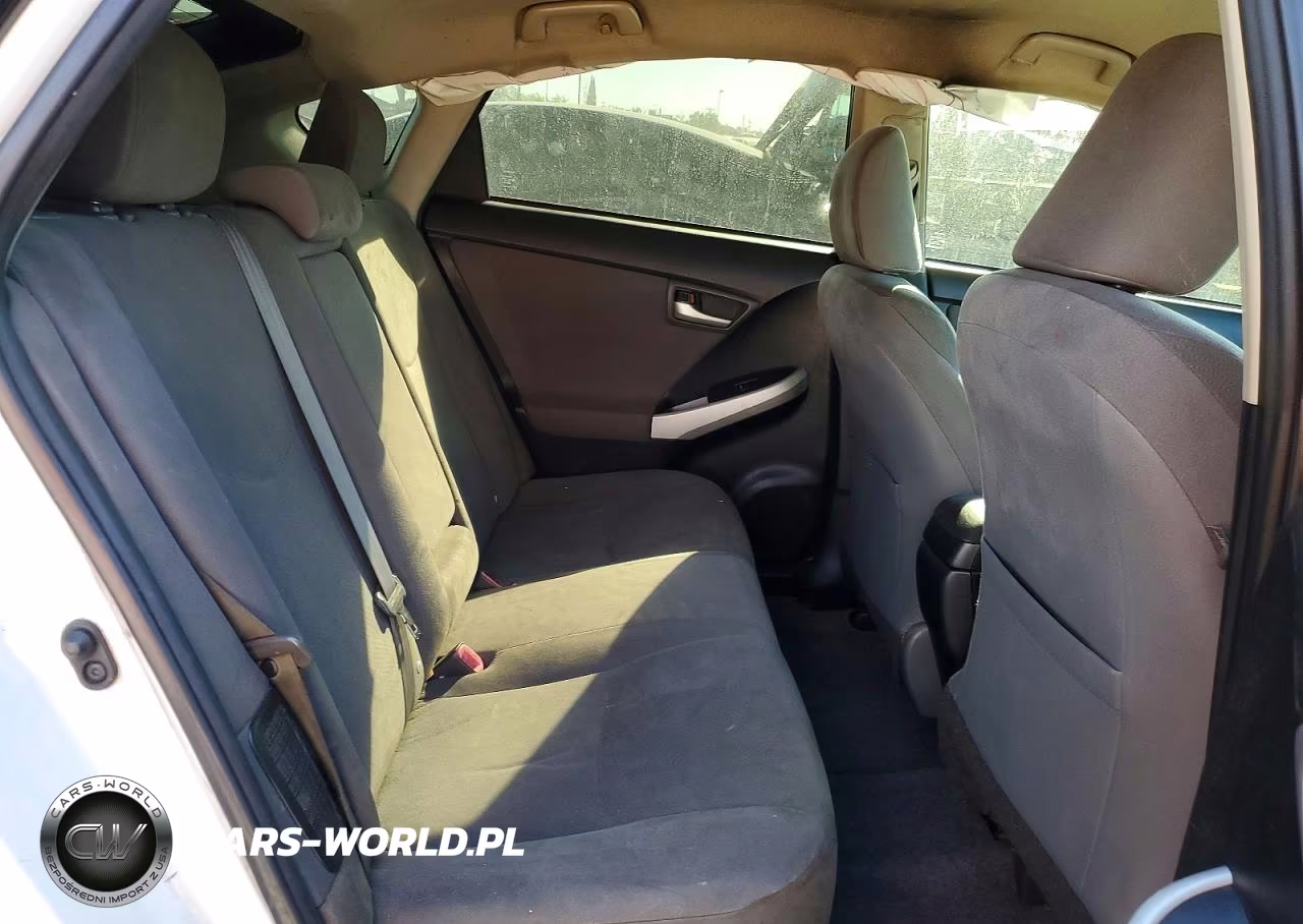 2015 Toyota Prius One VIN:JTDKN3DU4F0462174 - 10