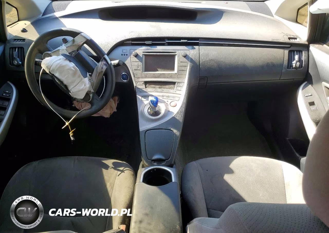 2015 Toyota Prius One VIN:JTDKN3DU4F0462174 - 8
