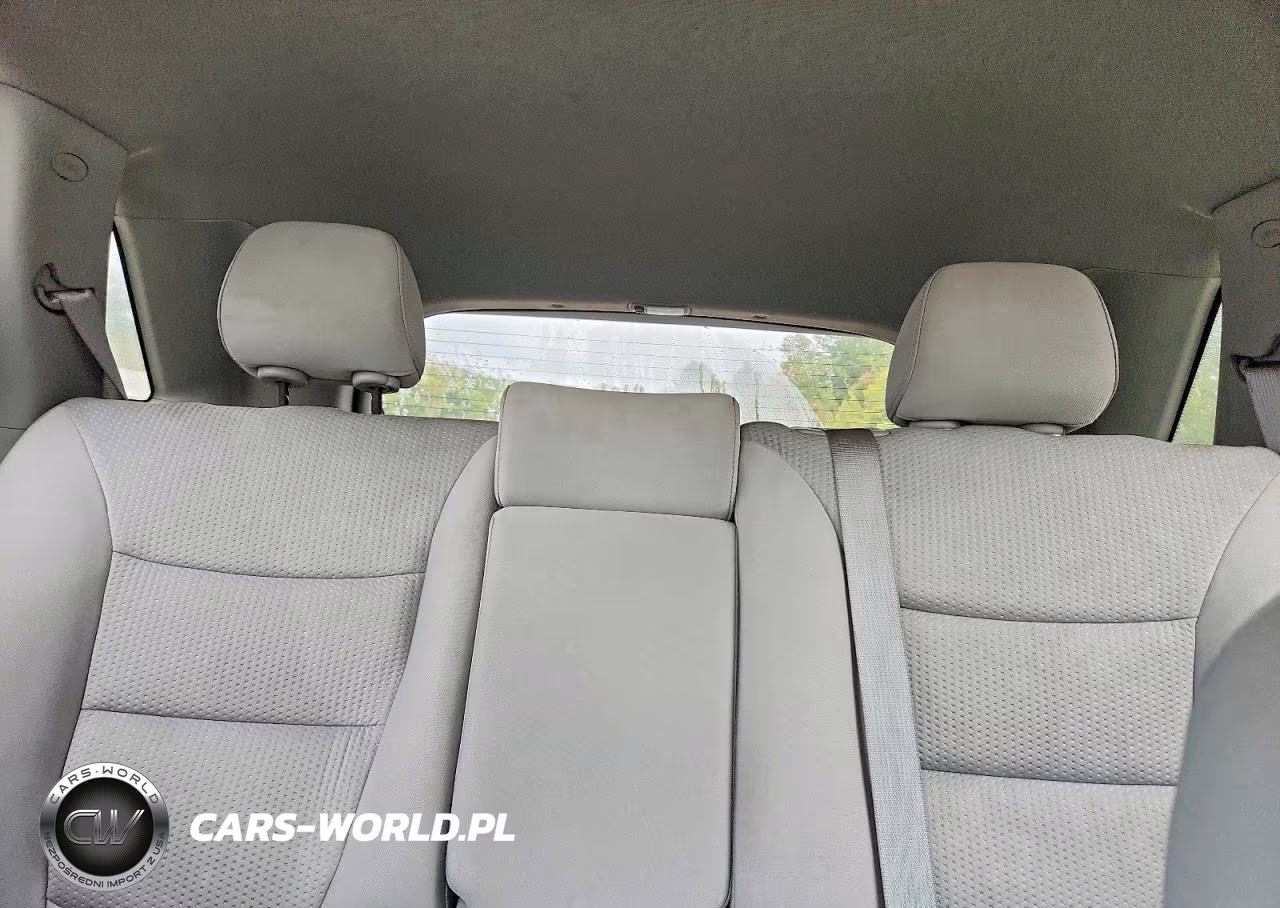 2011 Kia Sorento Lx VIN:5XYKT3A13BG089830 - 10