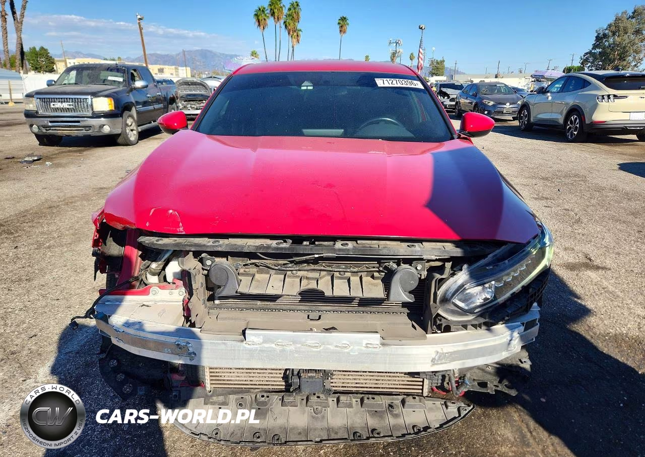 2018 Honda Accord Sport VIN:1HGCV1F35JA257559 - 5