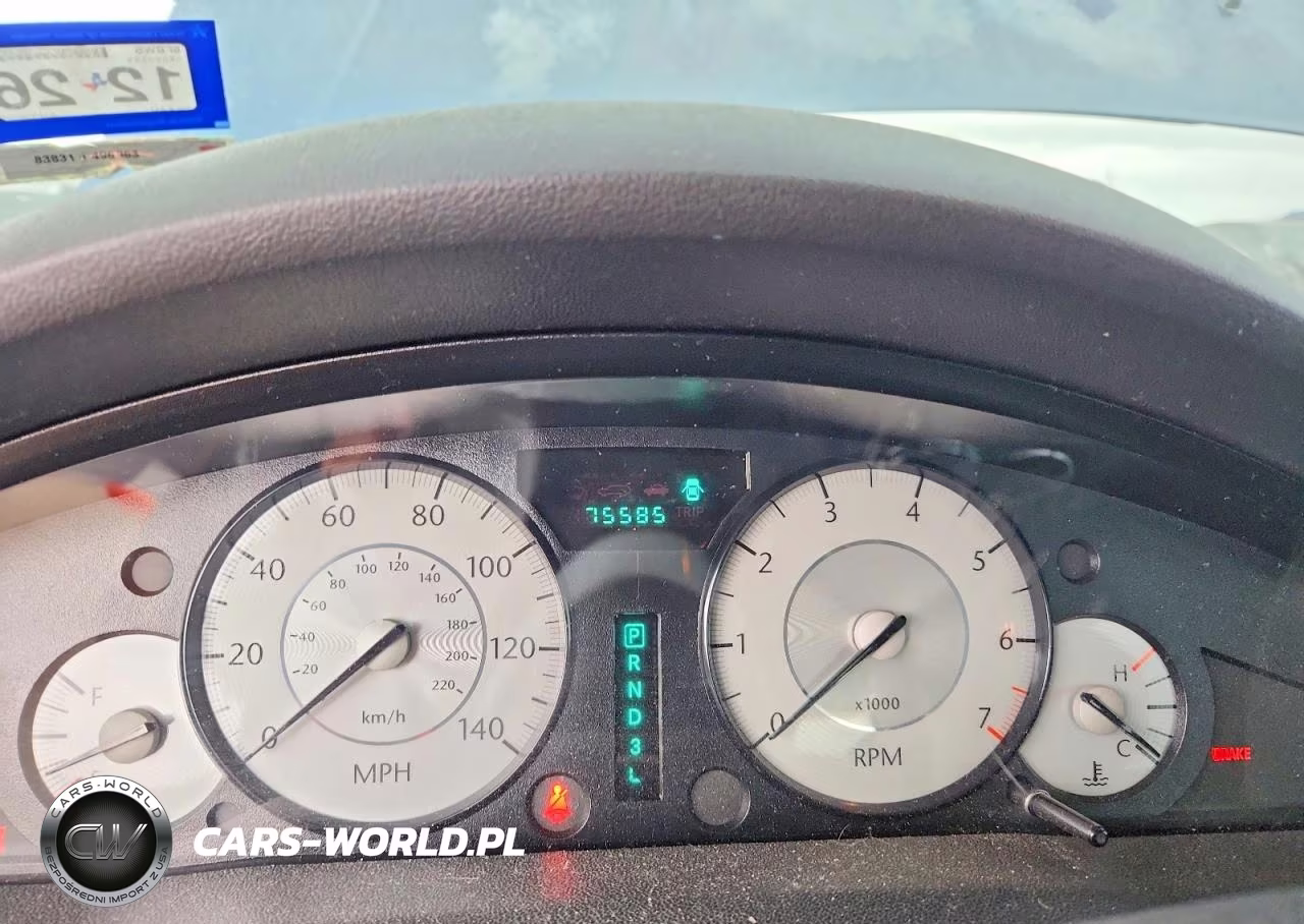 2010 Chrysler 300 Touring VIN:2C3CA1CV6AH320383 - 9