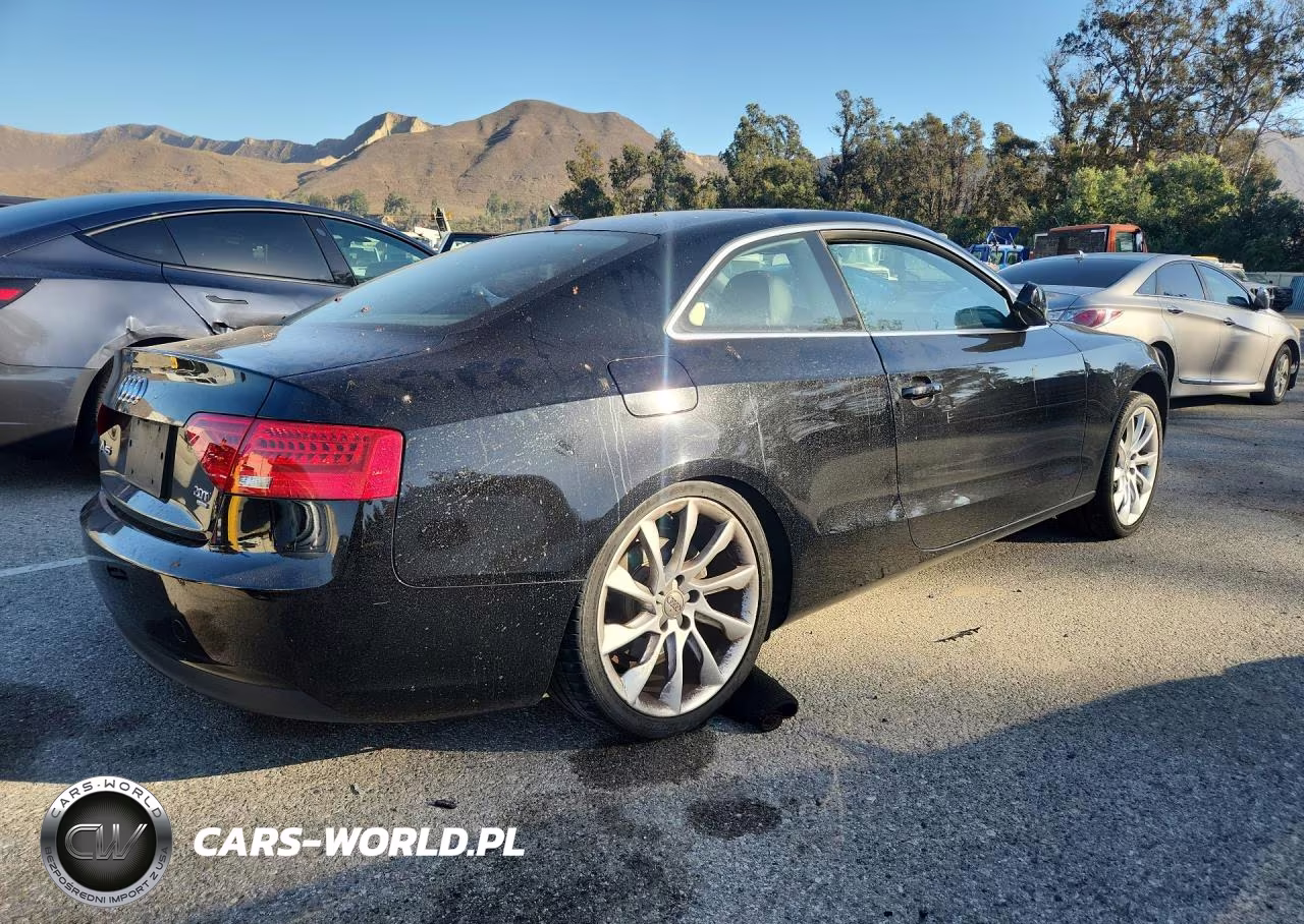 2013 Audi A5 Premium Plus VIN:WAULFAFR0DA070814 - 3