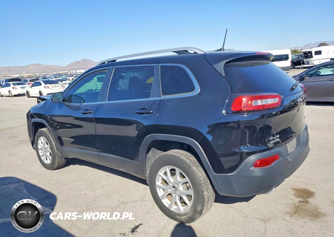 2018 Jeep Cherokee Latitude Plus VIN:1C4PJMLX5JD526968 - 2