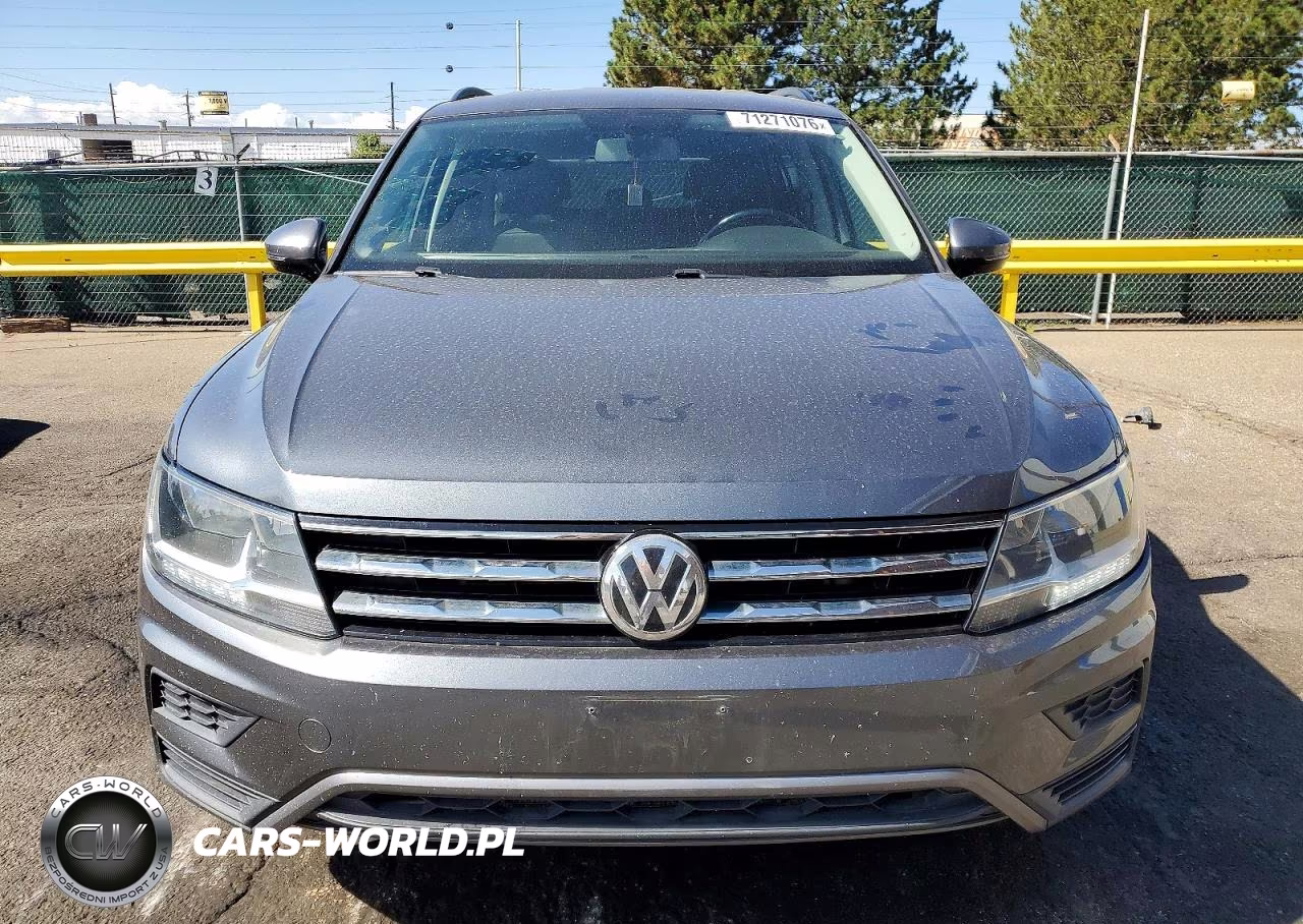 2018 Volkswagen Tiguan Se VIN:3VV3B7AX9JM052240 - 5