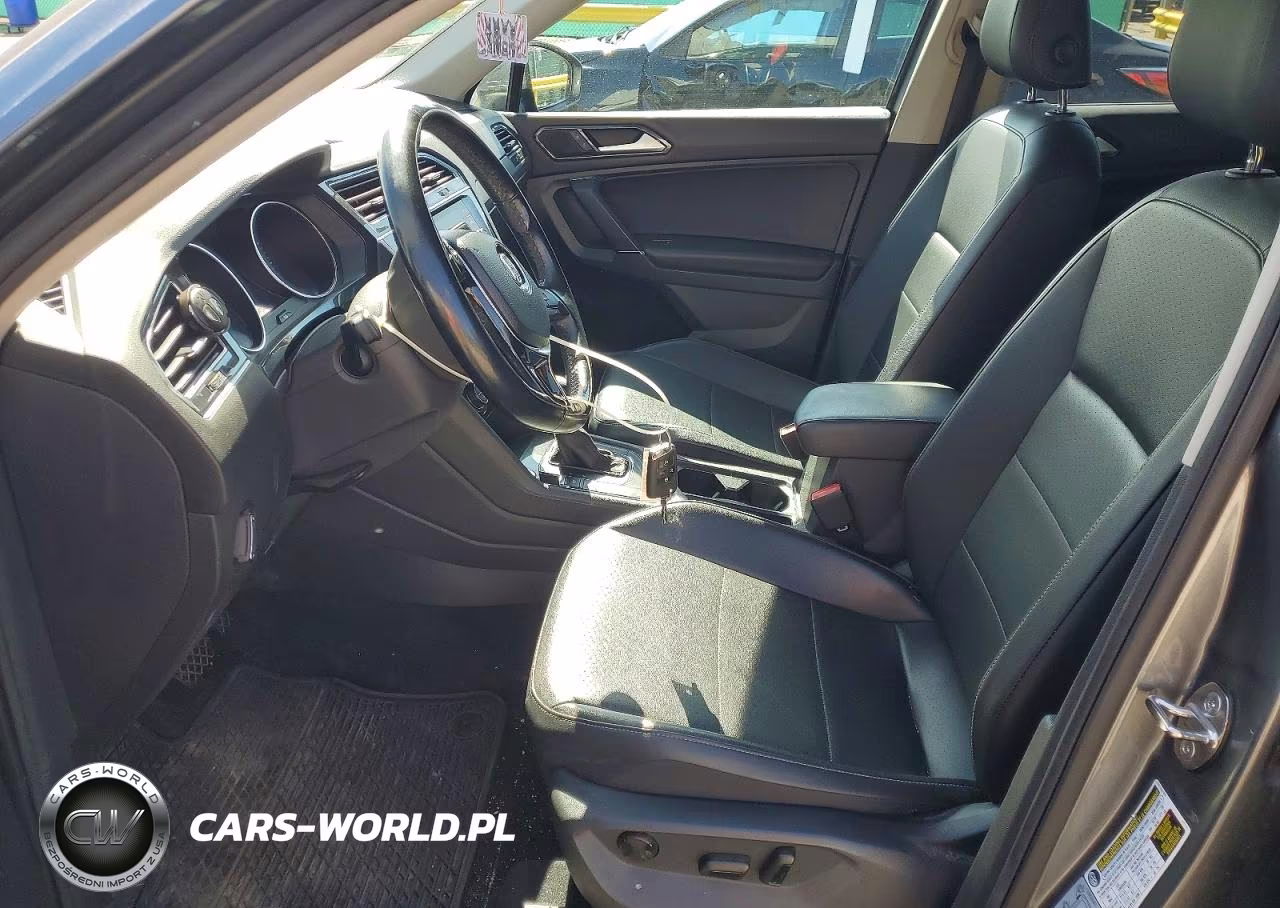 2018 Volkswagen Tiguan Se VIN:3VV3B7AX9JM052240 - 7