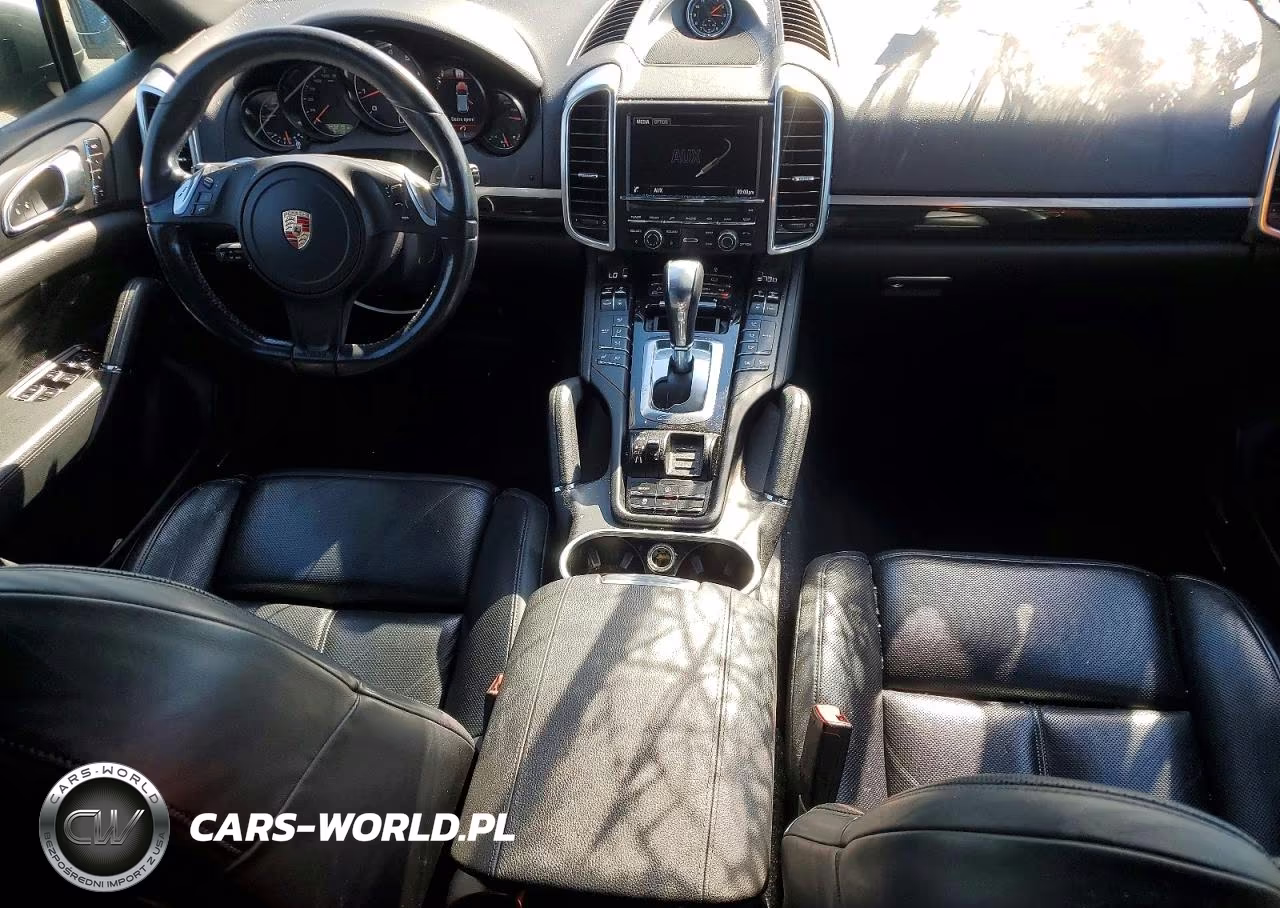 2013 Porsche Cayenne VIN:WP1AA2A29DLA19338 - 8