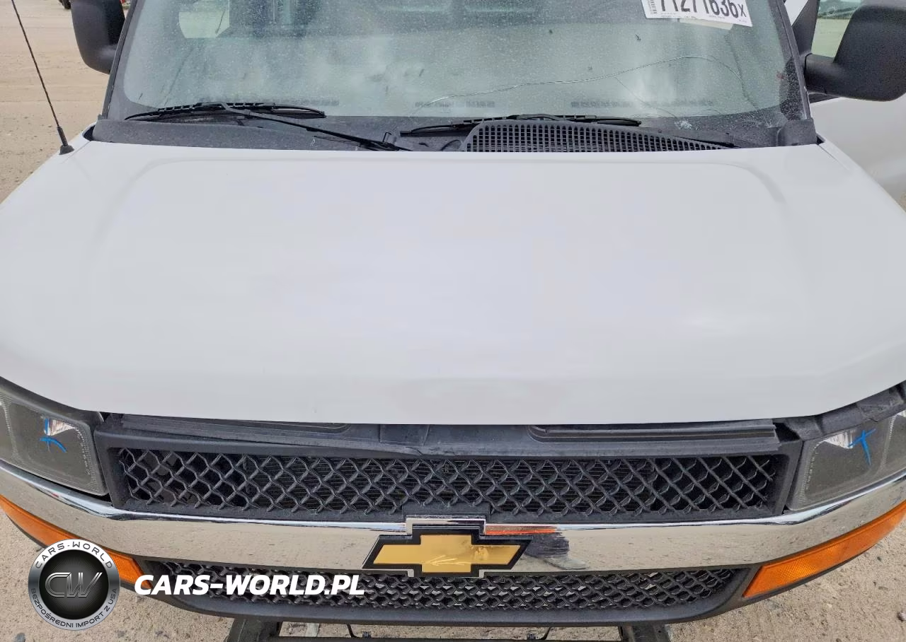 2023 Chevrolet Express G2500 VIN:1GCWGAFP5P1247910 - 12
