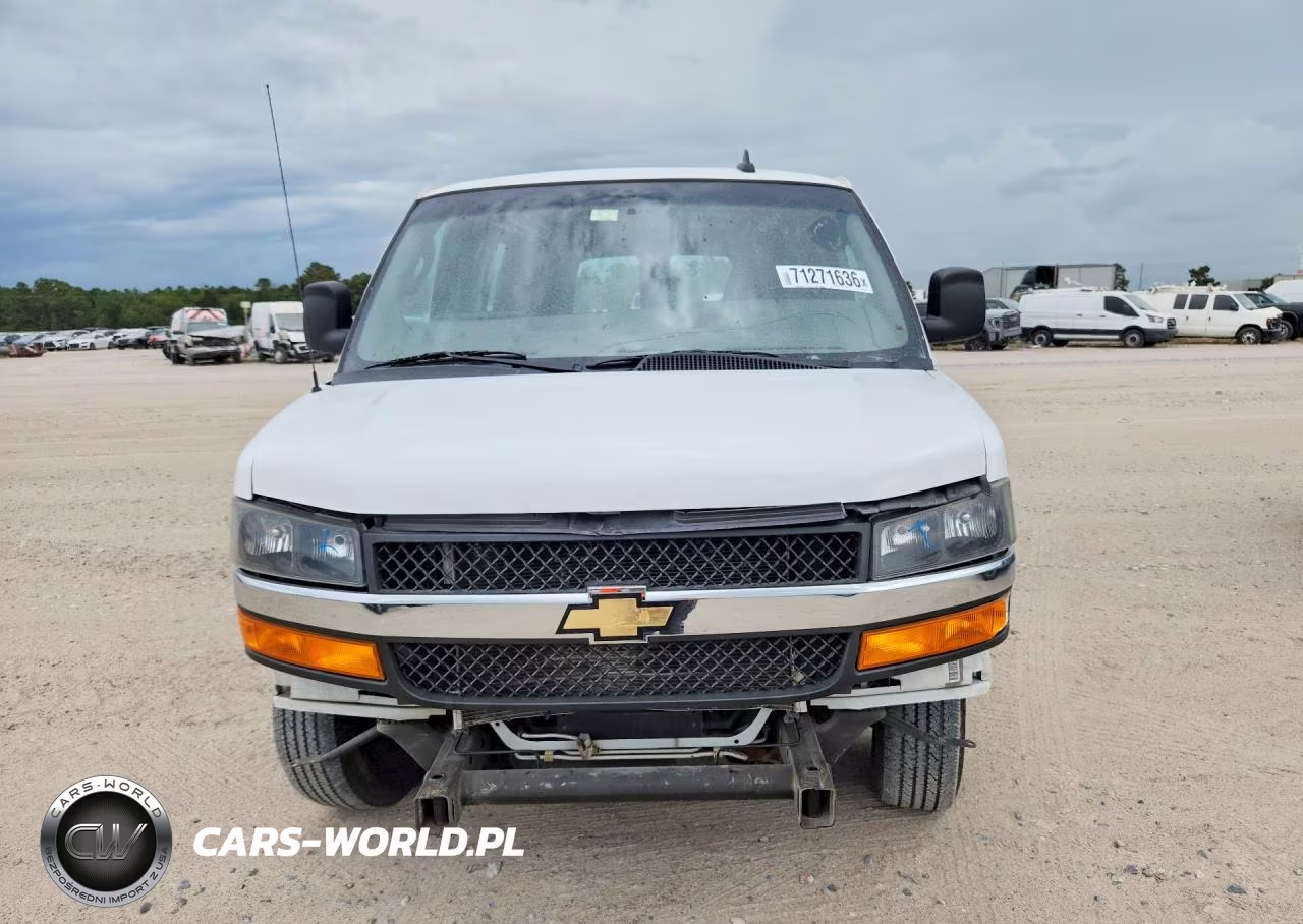2023 Chevrolet Express G2500 VIN:1GCWGAFP5P1247910 - 5