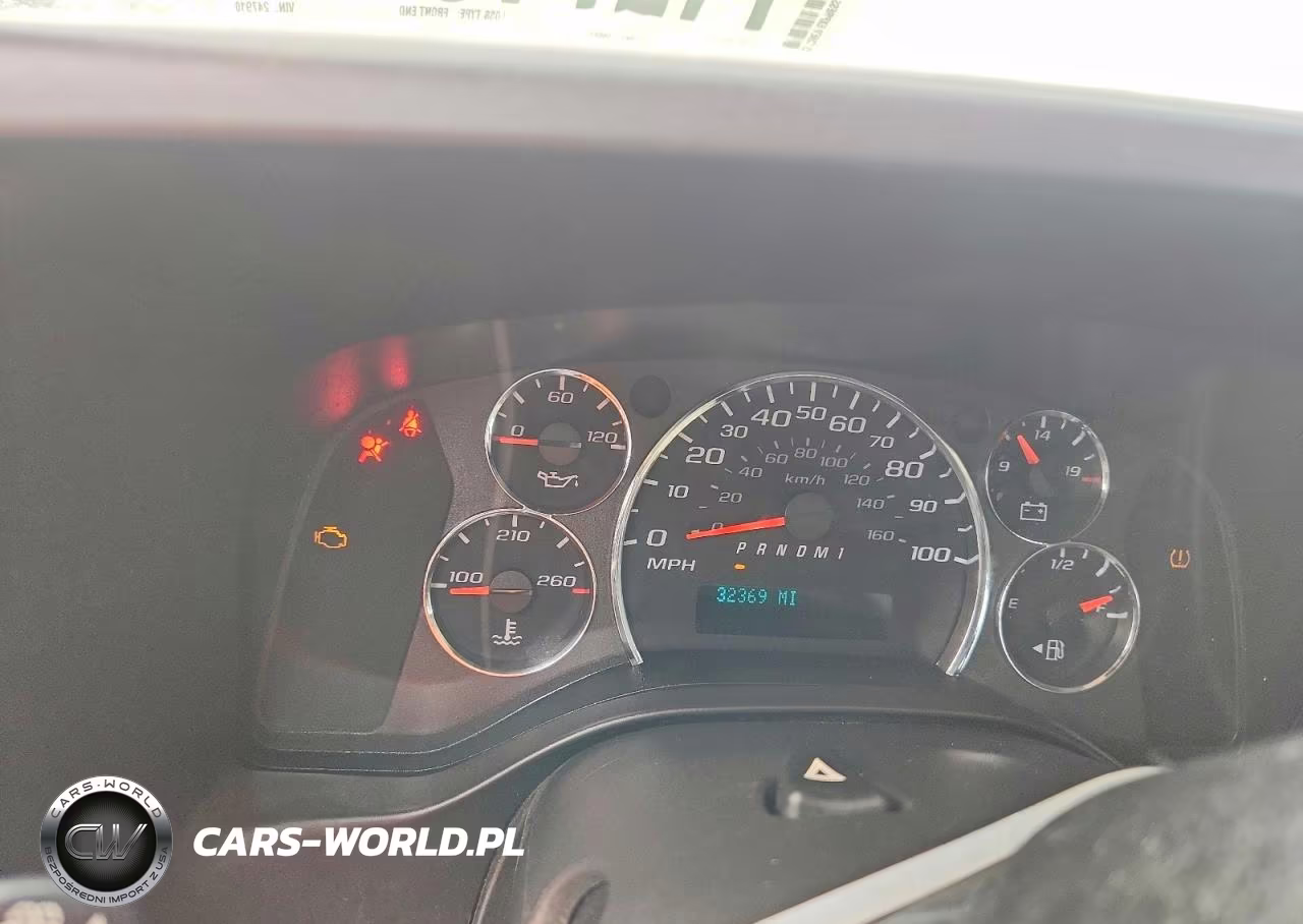 2023 Chevrolet Express G2500 VIN:1GCWGAFP5P1247910 - 9