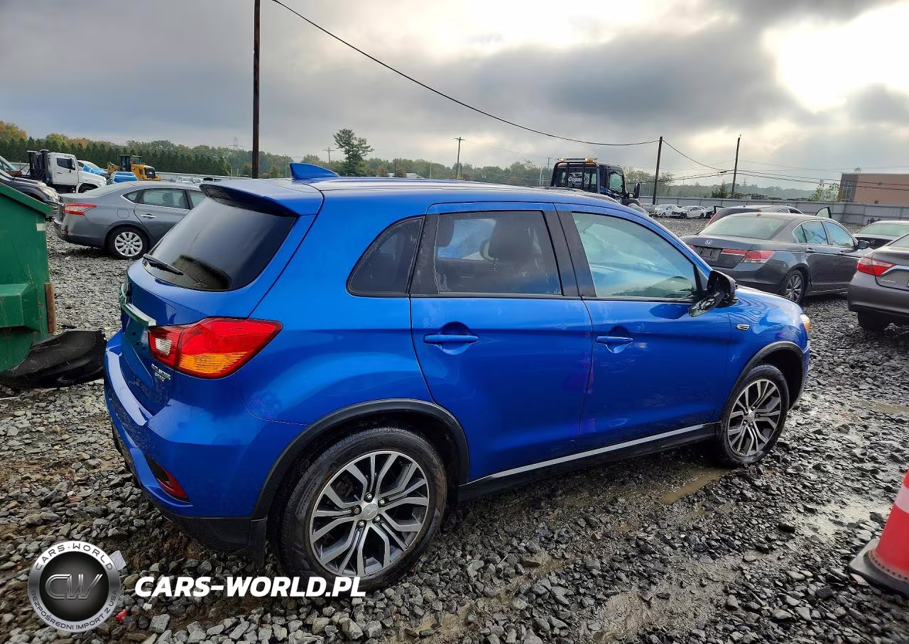 2019 Mitsubishi Outlander Sport Es VIN:JA4AR3AU8KU010875 - 3
