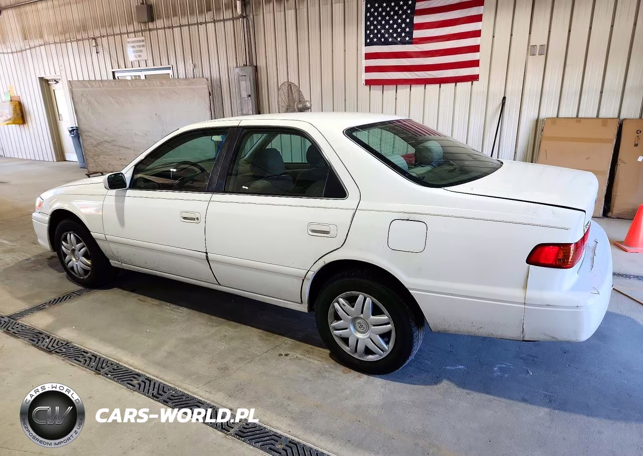 2000 Toyota Camry Le VIN:4T1BG22K2YU972004 - 2