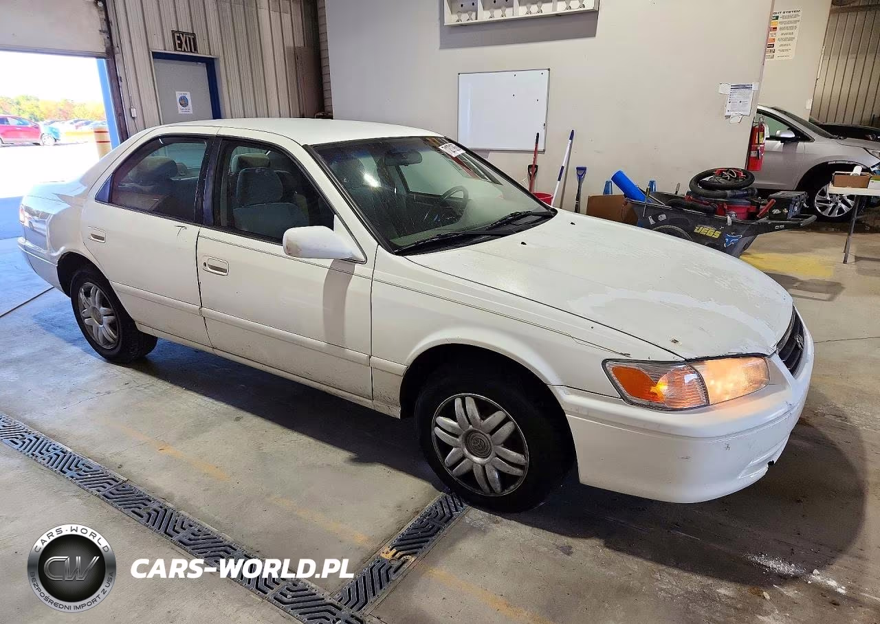 2000 Toyota Camry Le VIN:4T1BG22K2YU972004 - 4