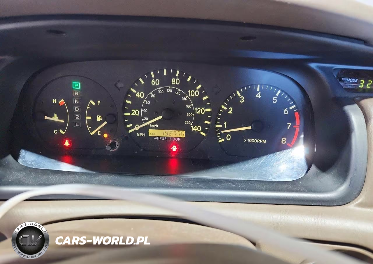 2000 Toyota Camry Le VIN:4T1BG22K2YU972004 - 9
