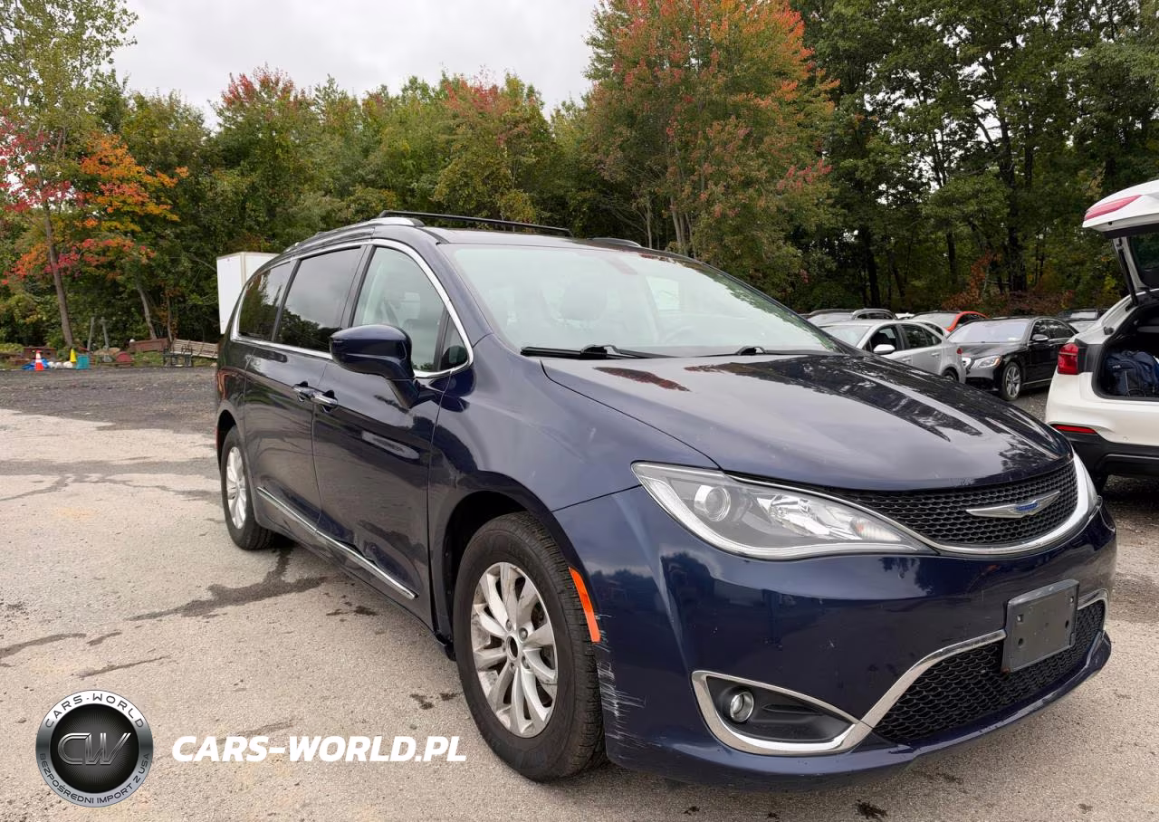 2019 Chrysler Pacifica Touring L