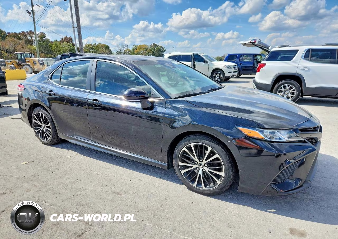 2018 Toyota Camry Se VIN:4T1B11HKXJU079359 - 4