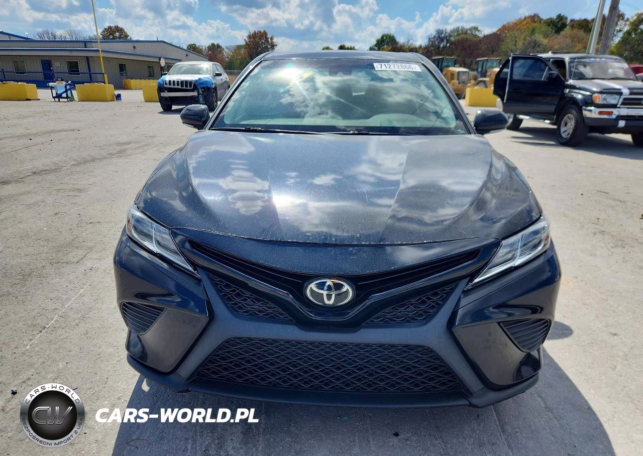 2018 Toyota Camry Se VIN:4T1B11HKXJU079359 - 5