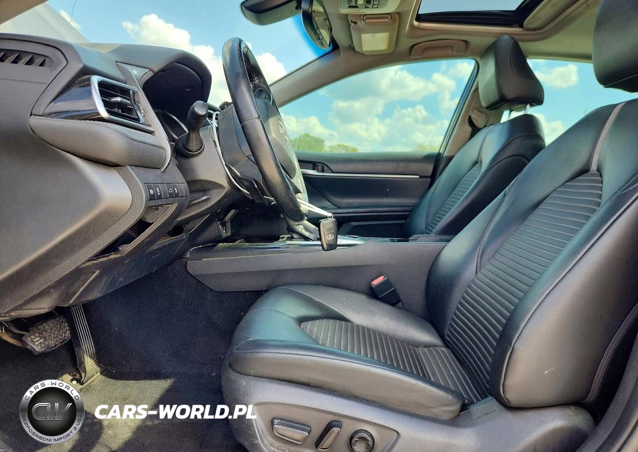2018 Toyota Camry Se VIN:4T1B11HKXJU079359 - 7