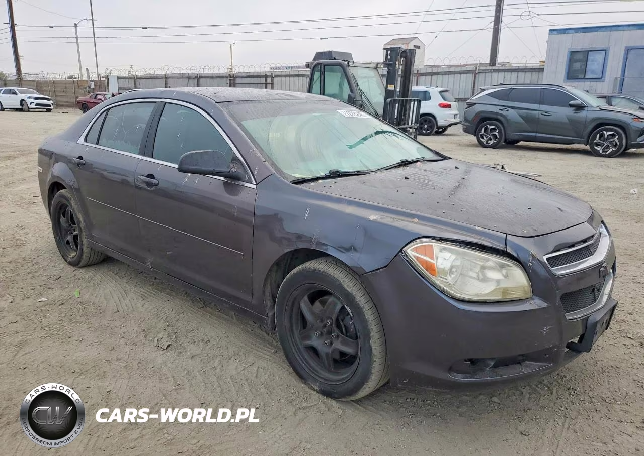 2010 Chevrolet Malibu Ls VIN:1G1ZA5E07AF285619 - 4