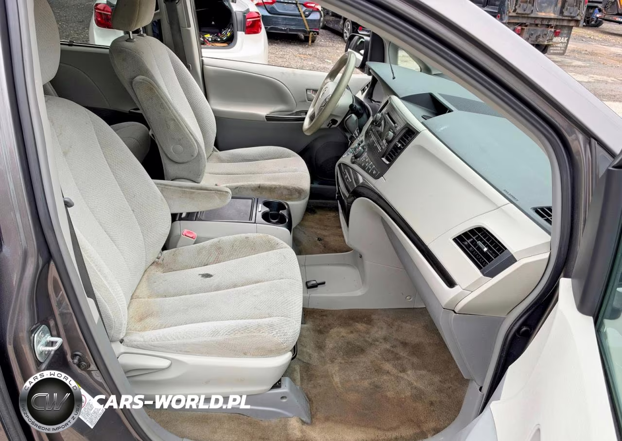 2014 Toyota Sienna Le VIN:5TDKK3DC2ES495878 - 5