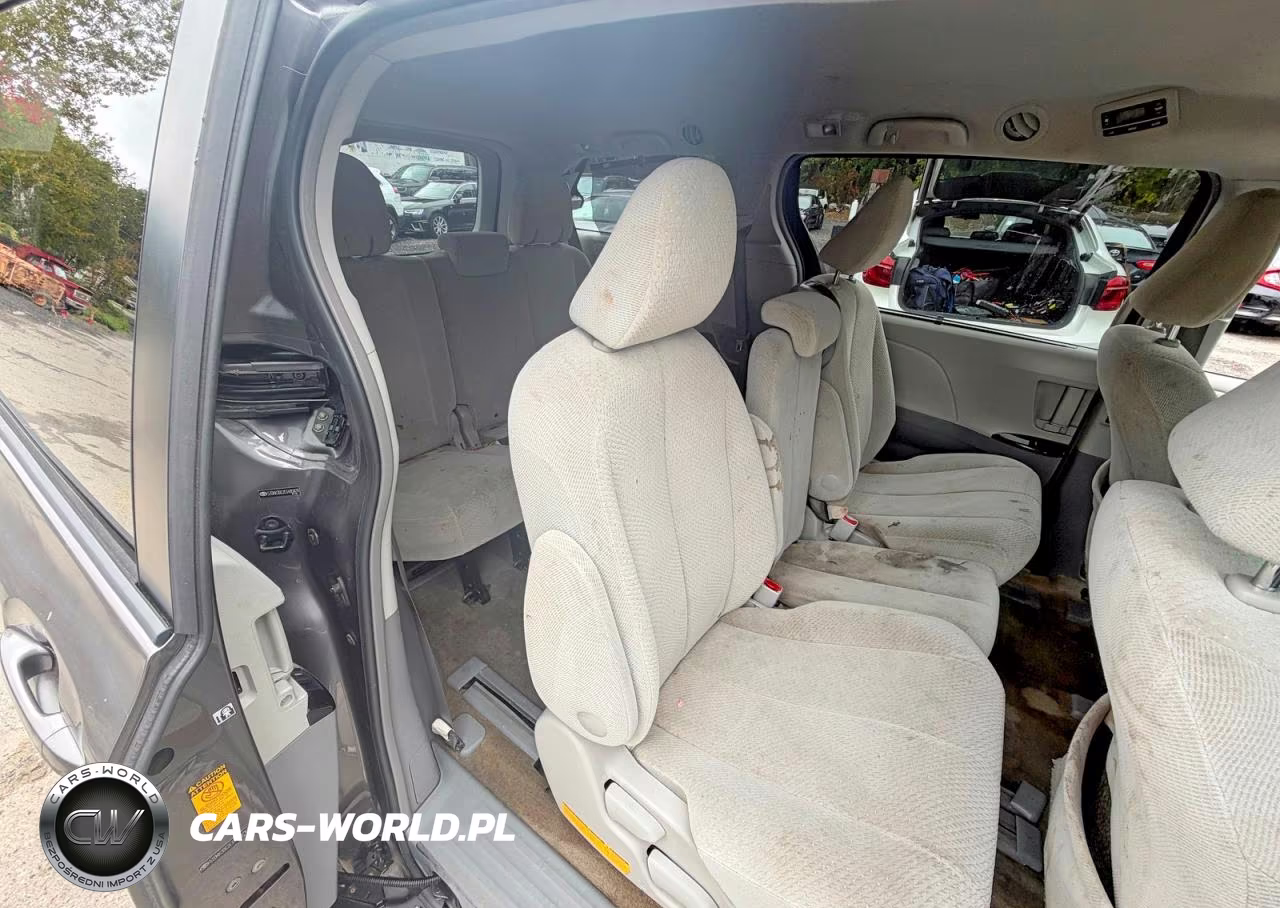 2014 Toyota Sienna Le VIN:5TDKK3DC2ES495878 - 6