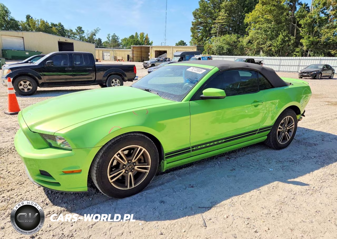 2013 Ford Mustang V6 Convertible – zdjęcie 1 z 13