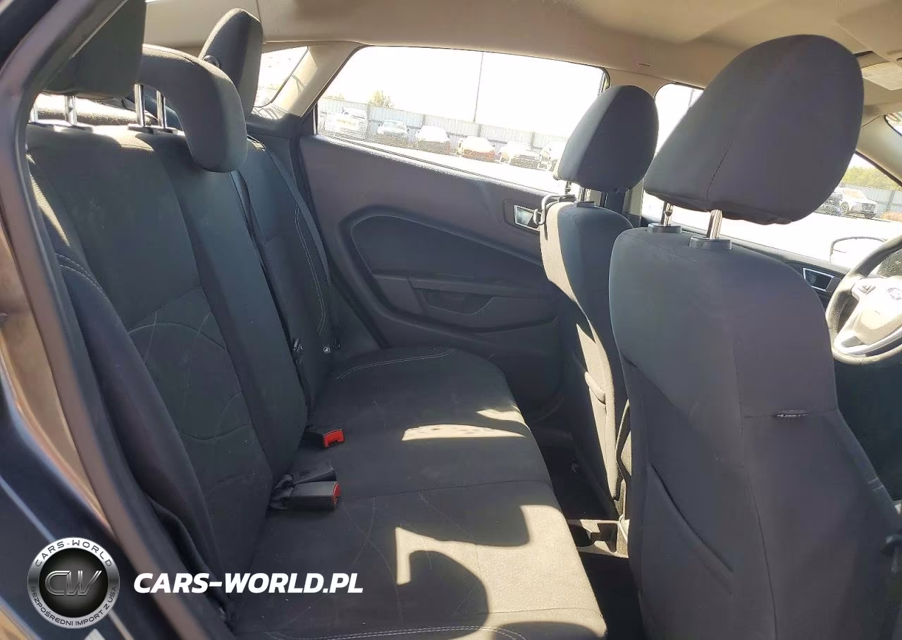 2015 Ford Fiesta Se VIN:3FADP4BJ2FM211772 - 10