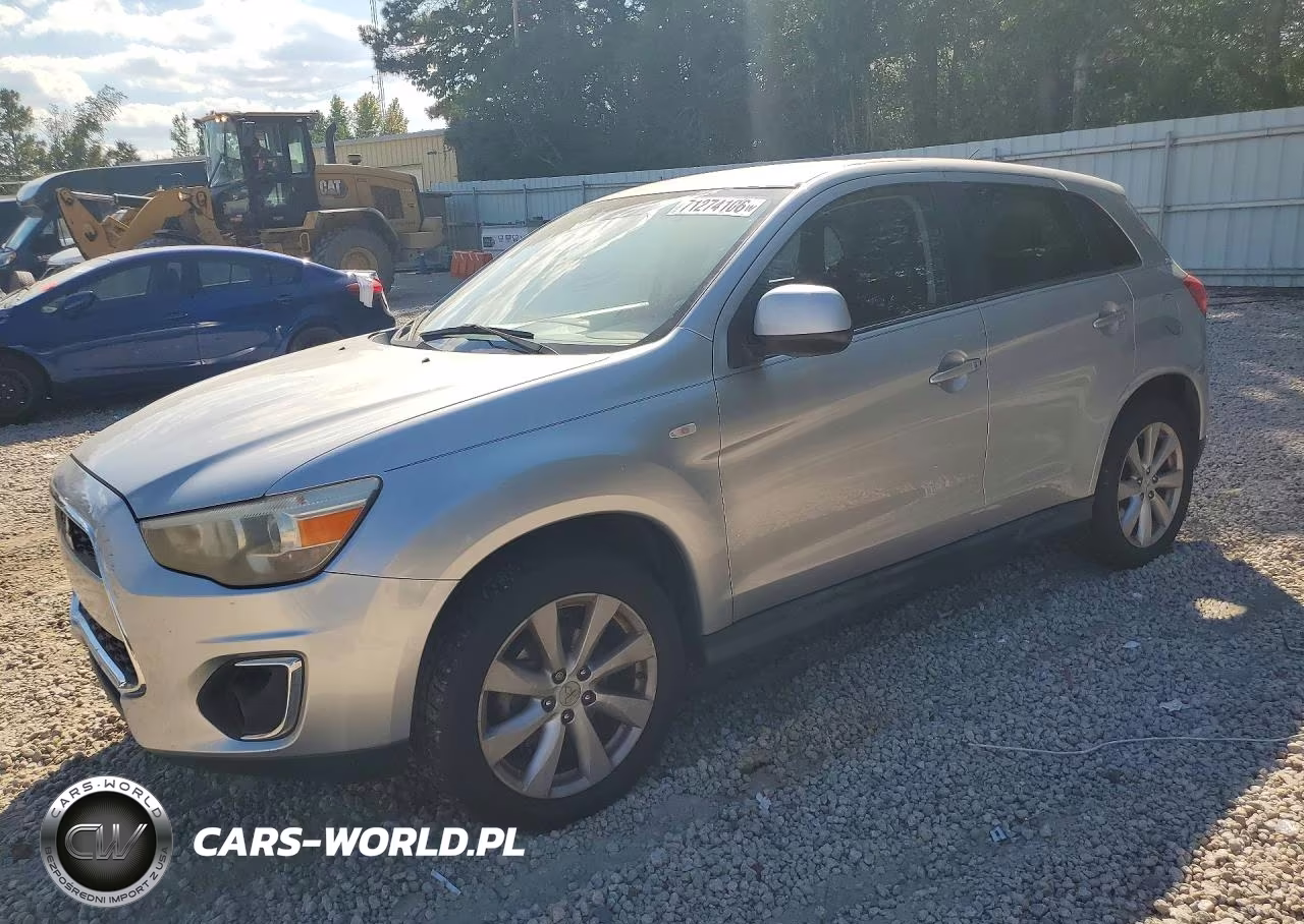 2013 Mitsubishi Outlander Sport Se – zdjęcie 1 z 13