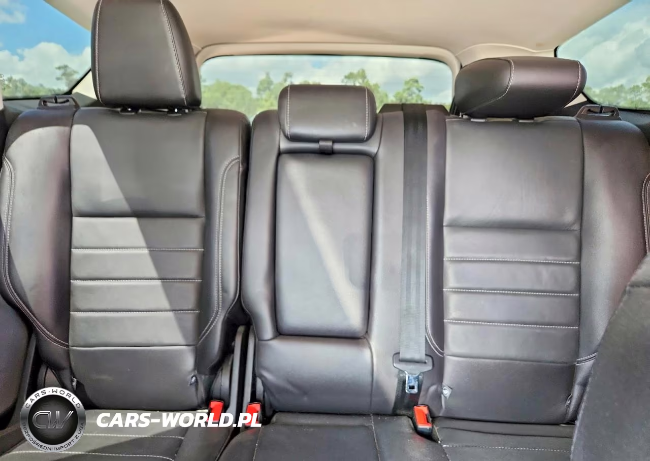 2016 Ford Escape Titanium VIN:1FMCU0J99GUC91465 - 10