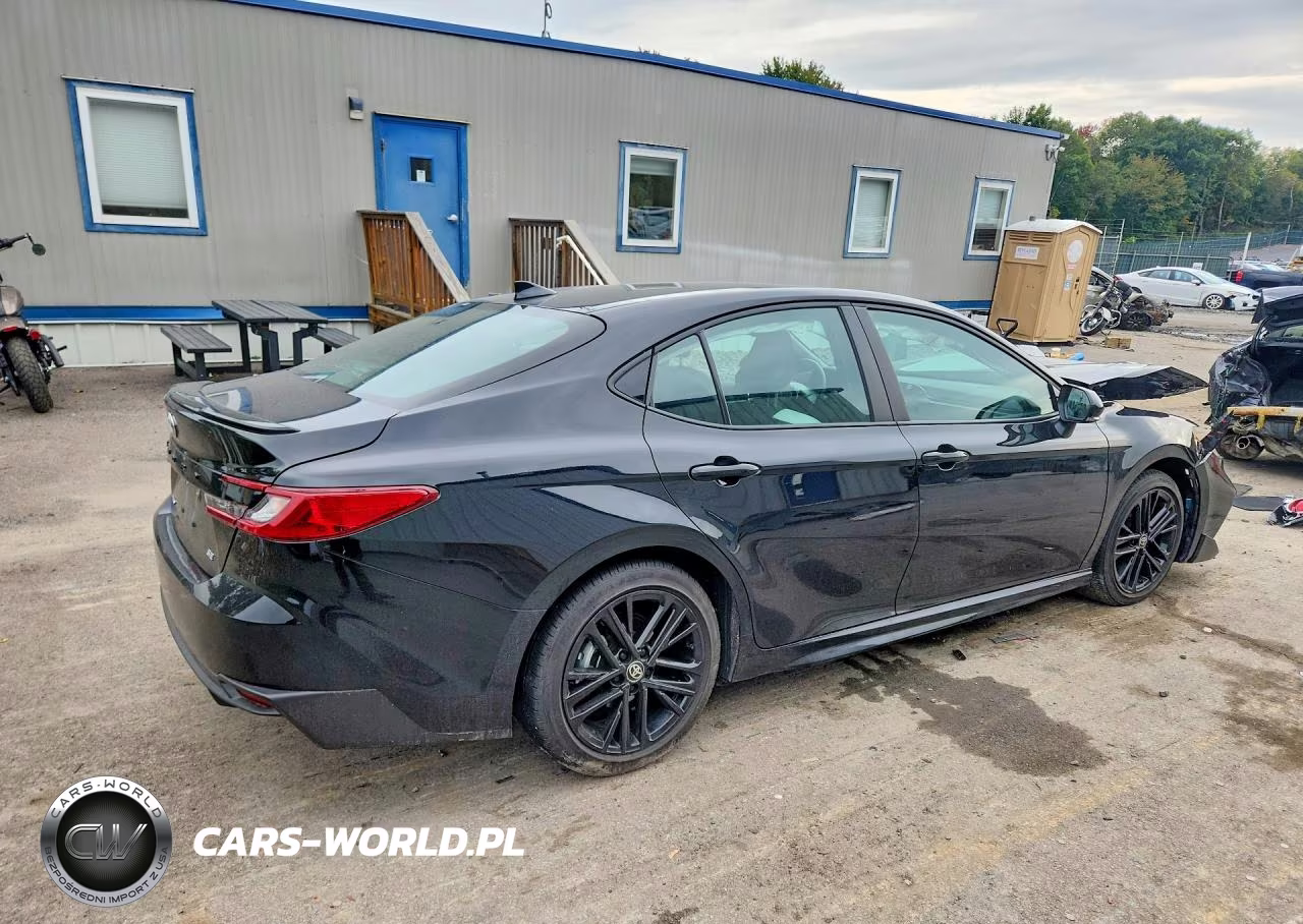 2026 Toyota Camry Se VIN:4T1DAACK6TU718209 - 3