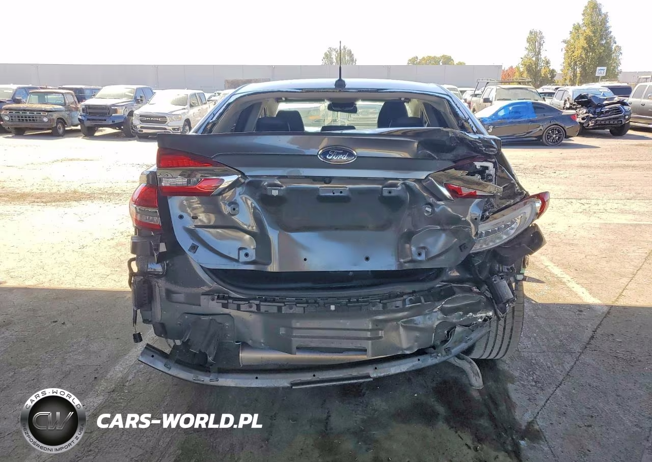 2019 Ford Fusion Titanium VIN:3FA6P0SU3KR115383 - 6