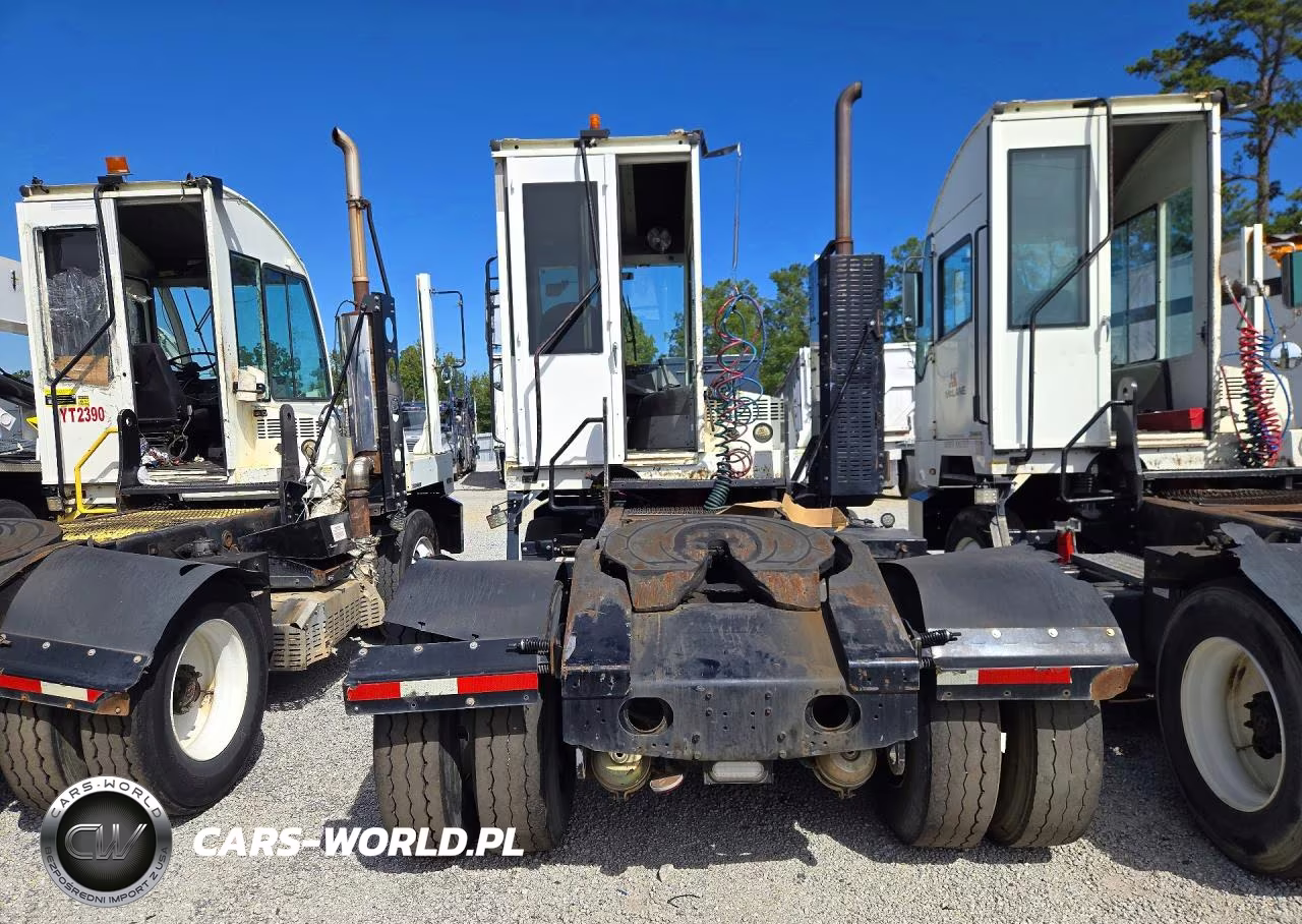 2018 Autocar Xspotter Yard Truck VIN:516H4GF26JH225674 - 6