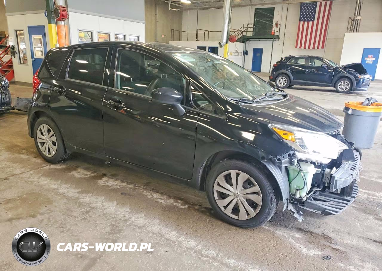 2018 Nissan Versa Note Sv VIN:3N1CE2CP4JL360219 - 4