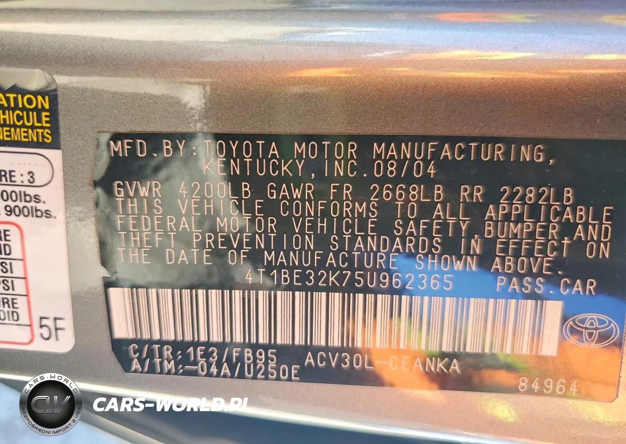 2005 Toyota Camry Le VIN:4T1BE32K75U962365 - 12