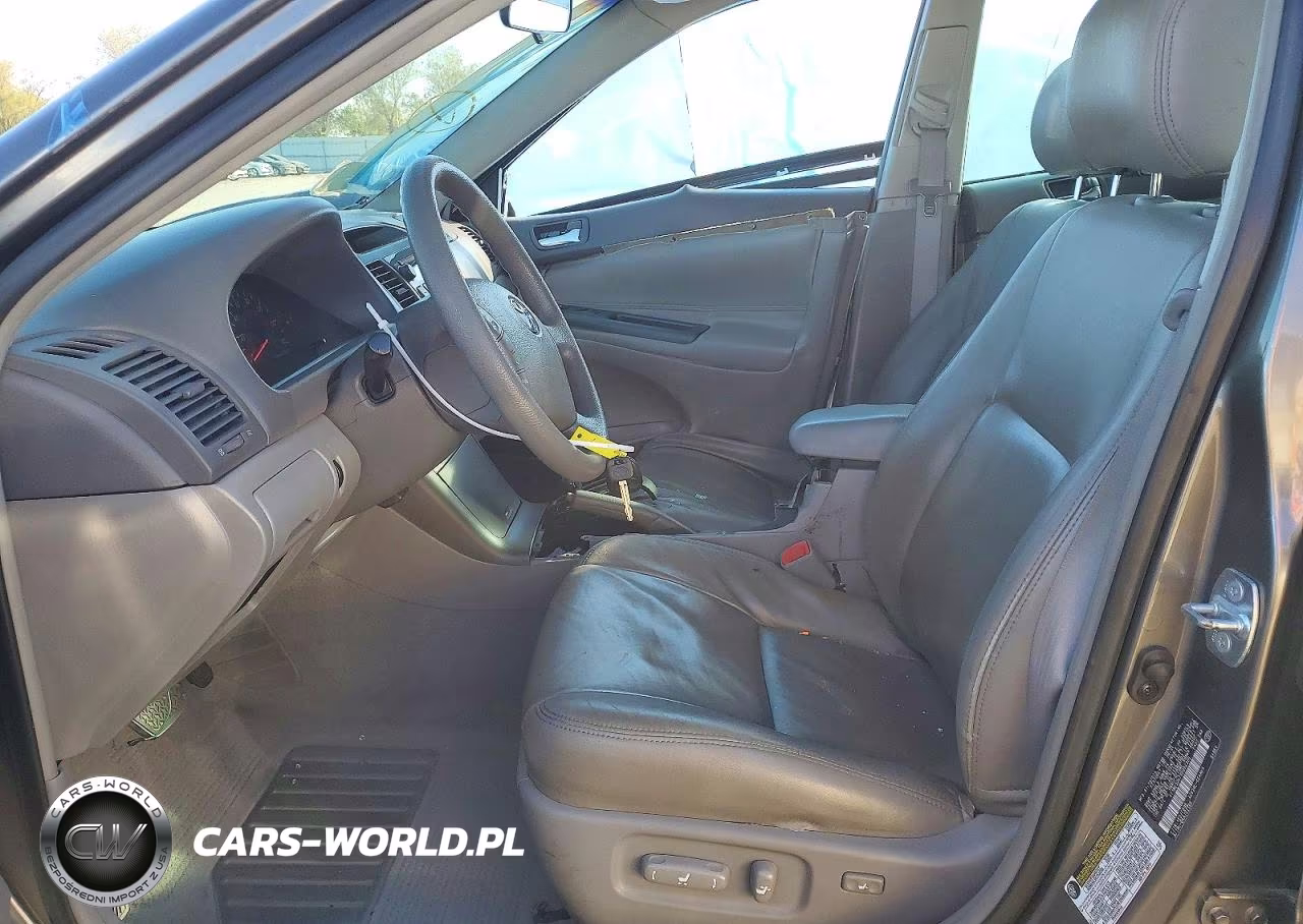 2005 Toyota Camry Le VIN:4T1BE32K75U962365 - 7