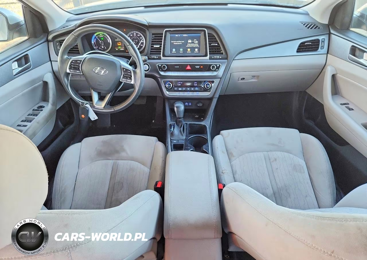 2019 Hyundai Sonata Hybrid Se VIN:KMHE24L31KA090622 - 8