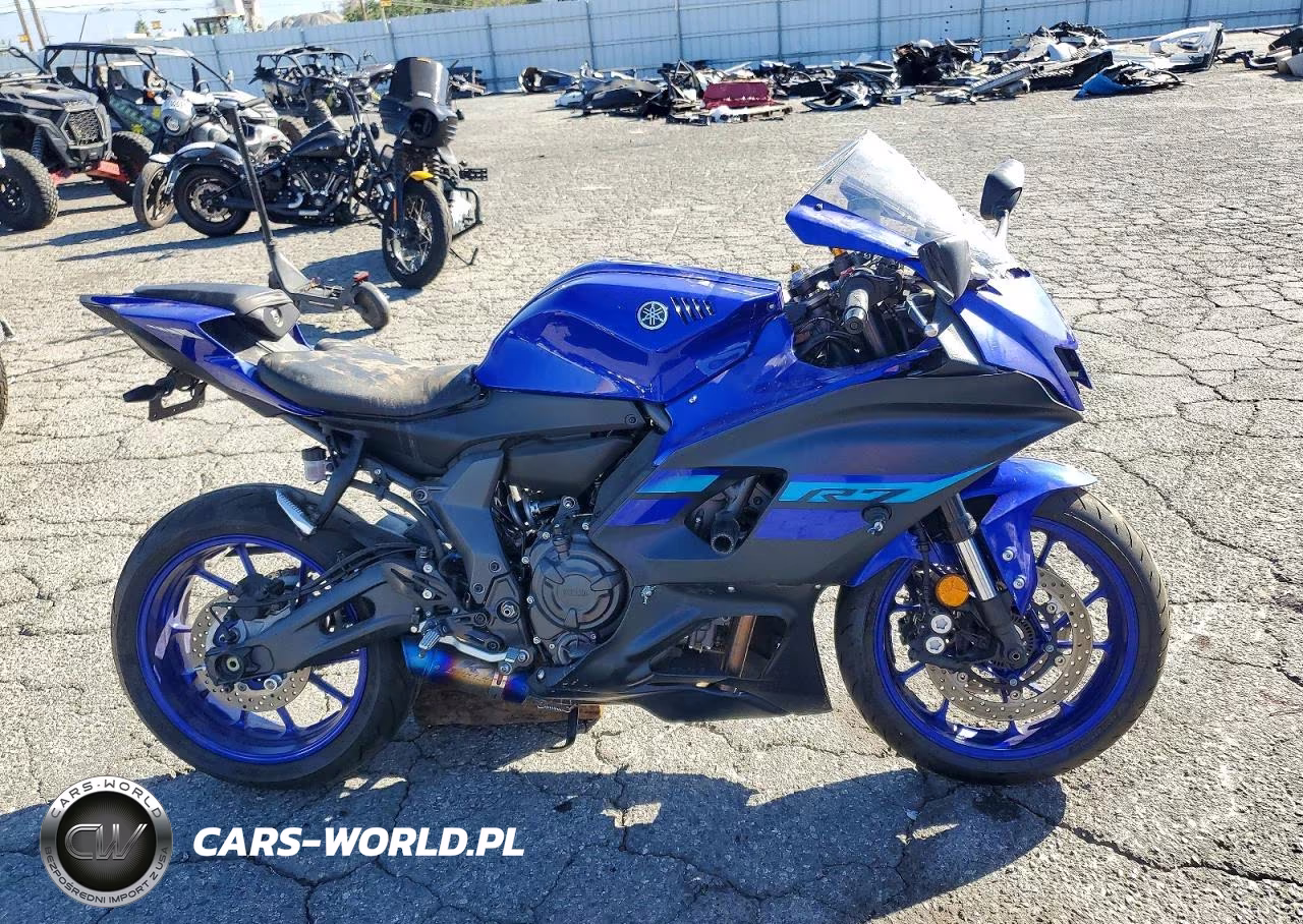 2024 Yamaha Yzfr7