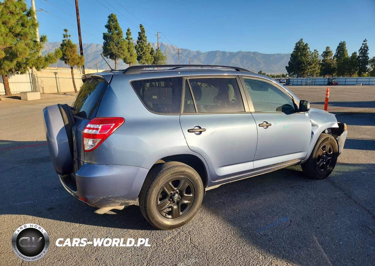 2011 Toyota Rav4 Base VIN:2T3KF4DV0BW070570 - 3