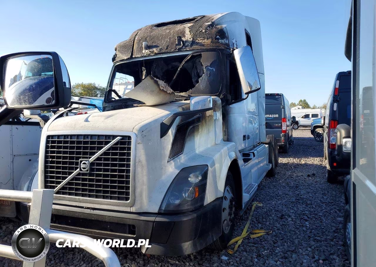 2015 Volvo Vnl Semi Truck
