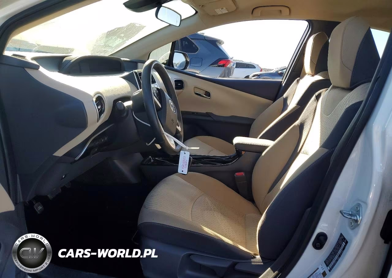 2017 Toyota Prius Three VIN:JTDKARFU4H3544533 - 7